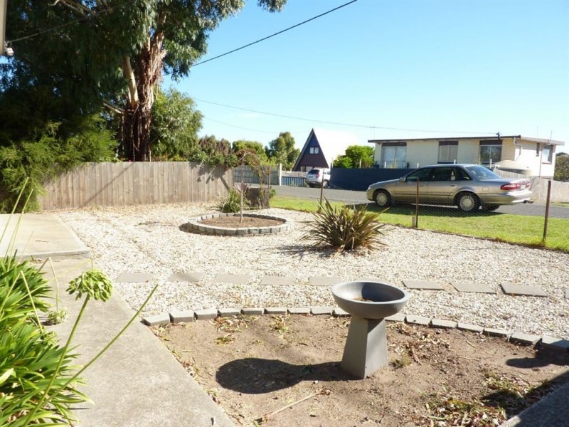 4 Fourth Avenue, Dodges Ferry TAS 7173