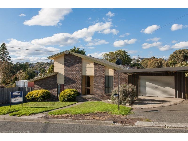 17 McKinly Street, Midway Point TAS 7171