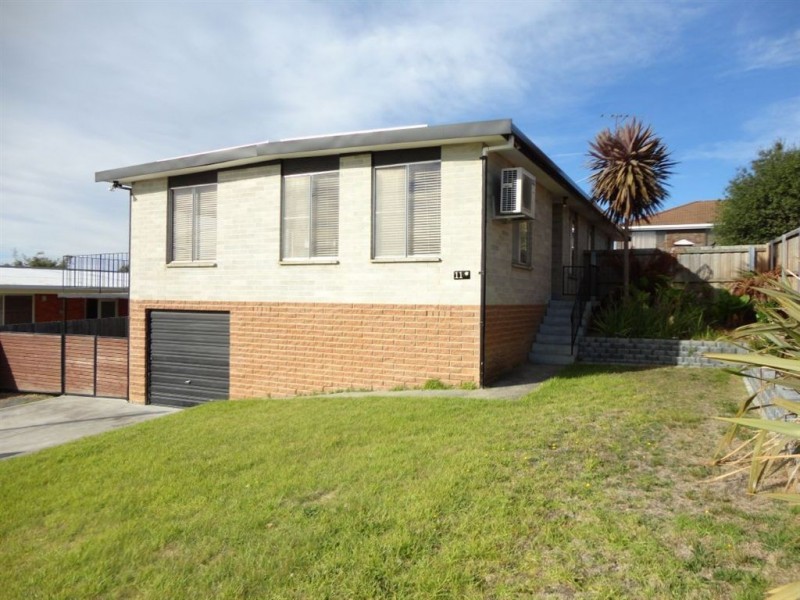 11 Beach Road, Midway Point TAS 7171