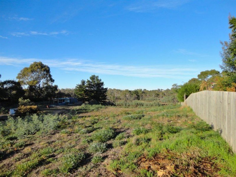 8 Chaffeys Drive, Dodges Ferry TAS 7173