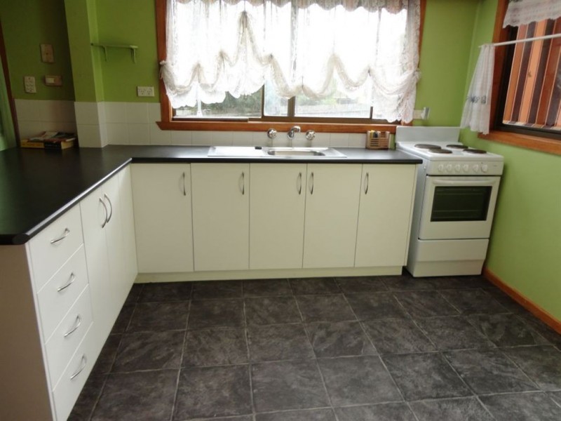 609 Primrose Sands Rd, Primrose Sands TAS 7173