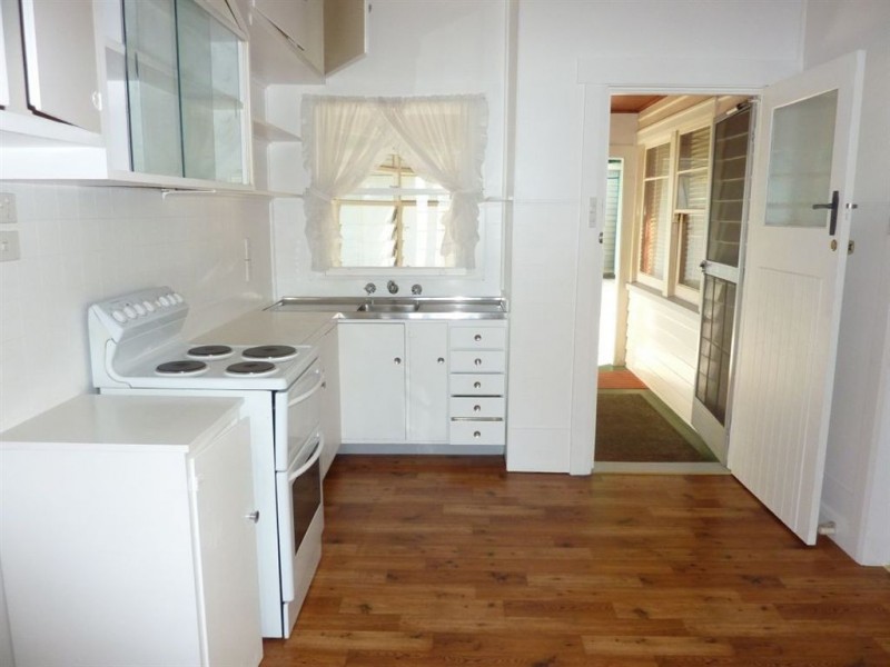 2 Cnr Penna  Rd  & Tasman Highway, Midway Point TAS 7171