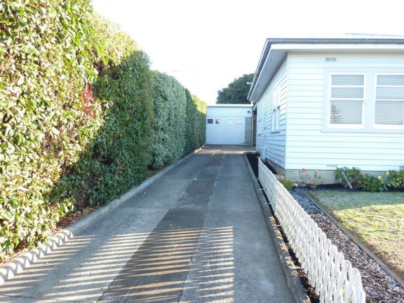 2 Cnr Penna  Rd  & Tasman Highway, Midway Point TAS 7171