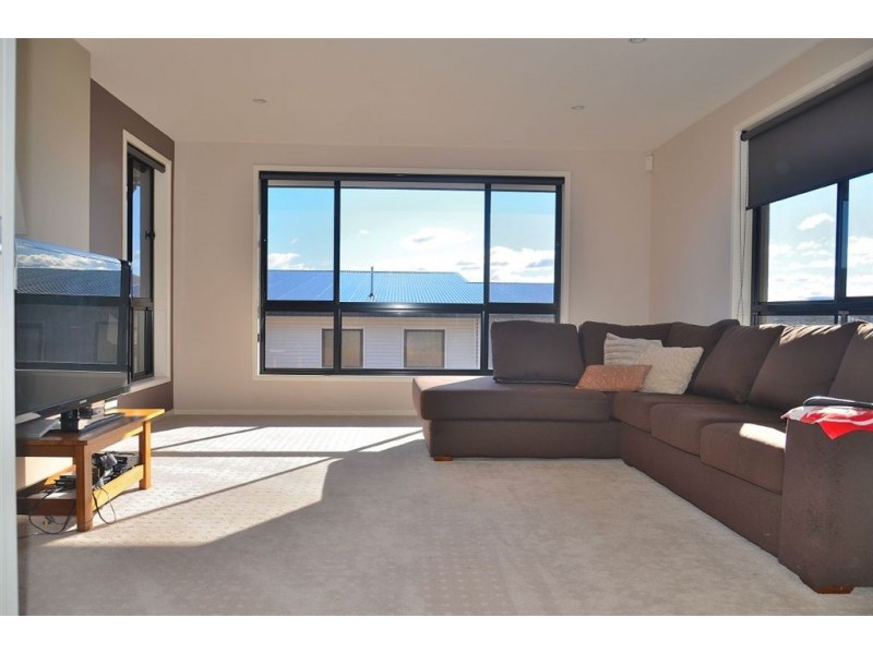9 Abate Place, Midway Point TAS 7171