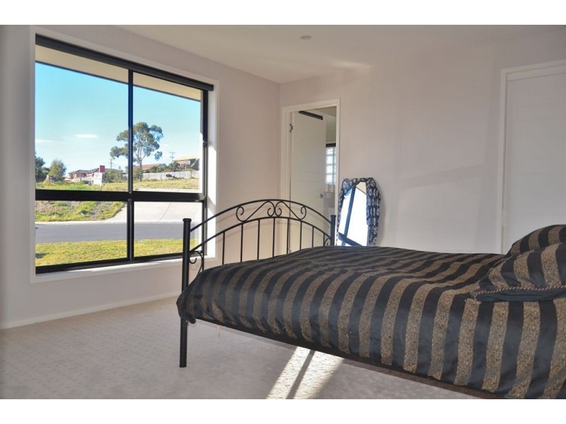 9 Abate Place, Midway Point TAS 7171