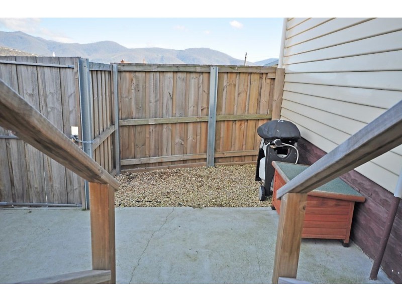 1/1 Lime Road, Lutana TAS 7009
