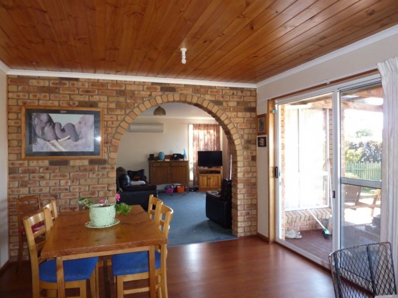 6 Sunhaven Court, Midway Point TAS 7171