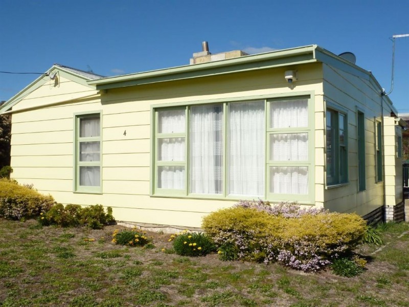 4 Webb Street, Dodges Ferry TAS 7173
