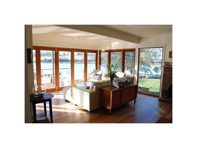 33 Erle St, Carlton River TAS 7173