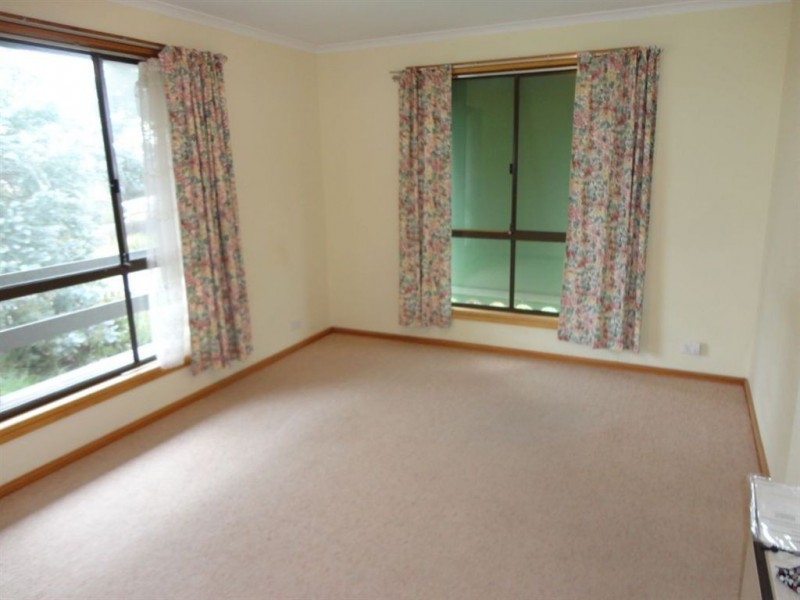 17 Moonar Street, Carlton TAS 7173