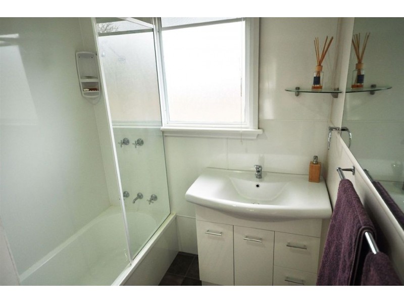 1/1 Lime Rd, Lutana TAS 7009