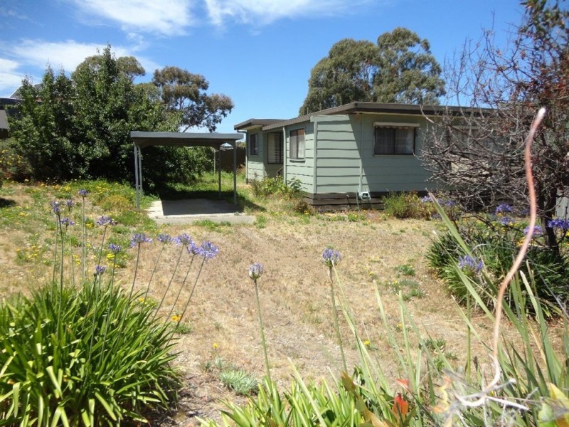 17 Moonar Street, Carlton TAS 7173