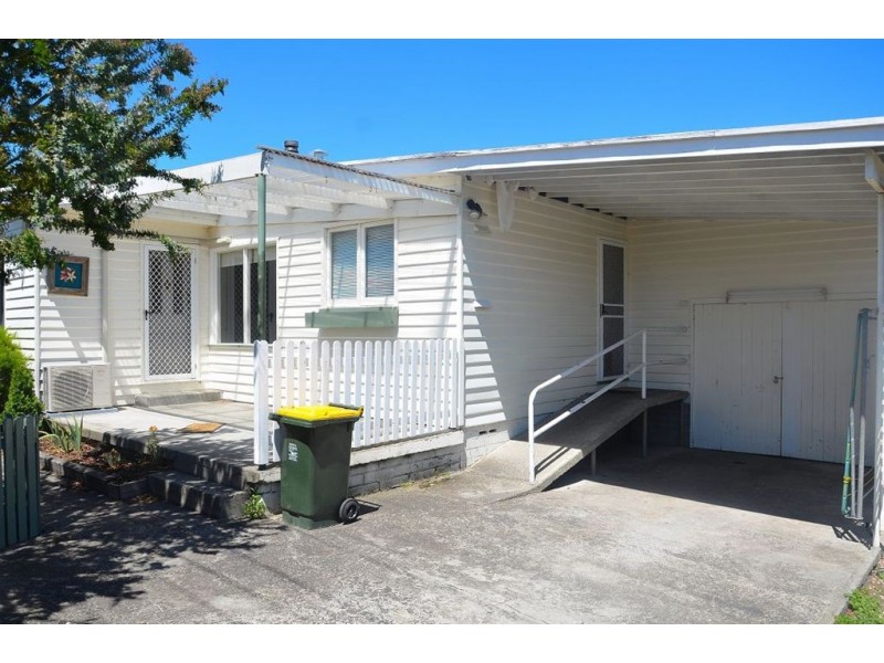 11 Hoffman St, Midway Point TAS 7171