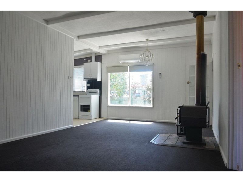 11 Hoffman St, Midway Point TAS 7171