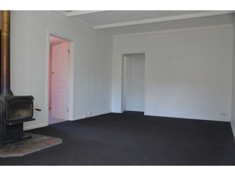 11 Hoffman St, Midway Point TAS 7171