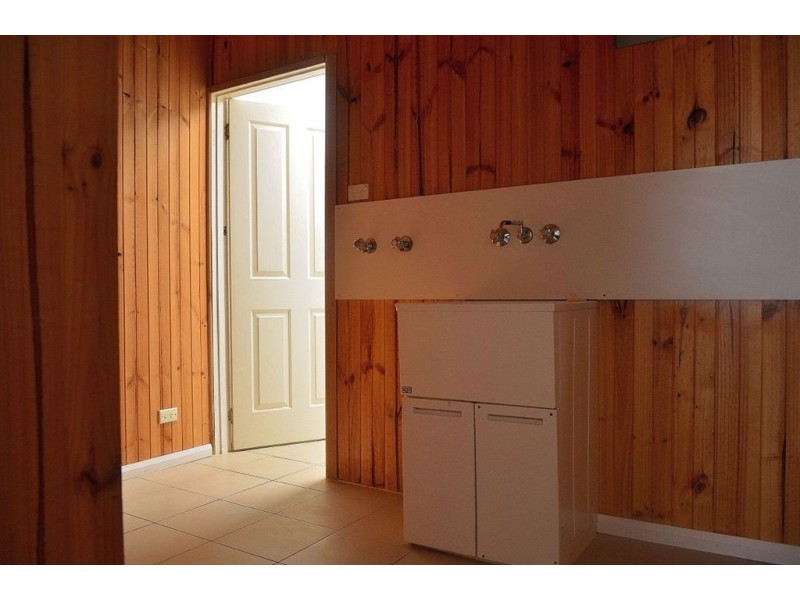 11 Hoffman St, Midway Point TAS 7171