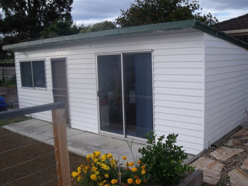 11 Singapore St, Midway Point TAS 7171