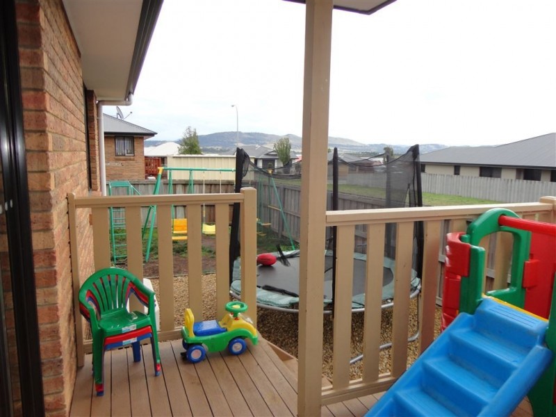 2/37 Nash Street, Sorell TAS 7172