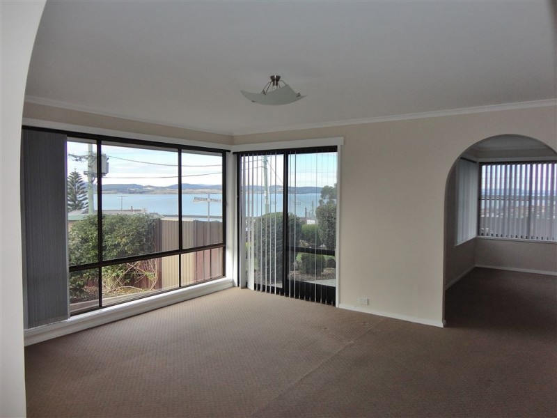 2 Haber Street, Midway Point TAS 7171