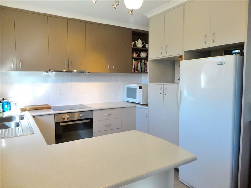 2/48 Gepp Parade, Derwent Park TAS 7009