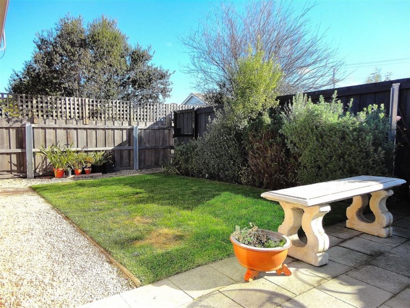 2/48 Gepp Parade, Derwent Park TAS 7009