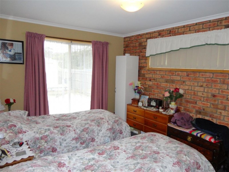 10 Sandy Point Avenue, Dodges Ferry TAS 7173