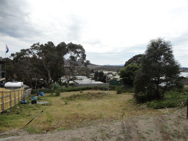11 Falcon Street, Primrose Sands TAS 7173