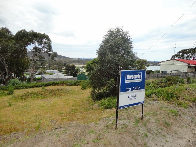 11 Falcon Street, Primrose Sands TAS 7173
