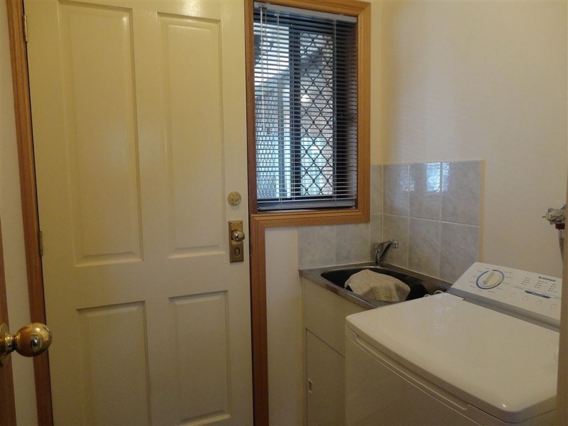 4 Tenth Avenue, Dodges Ferry TAS 7173