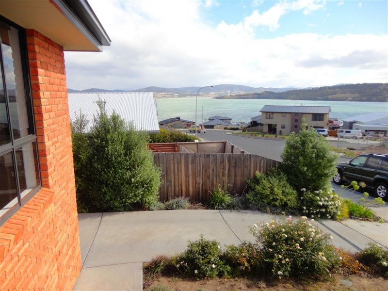 22 Abate Place, Midway Point TAS 7171