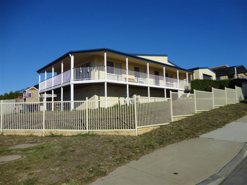 2 Abate Place, Midway Point TAS 7171