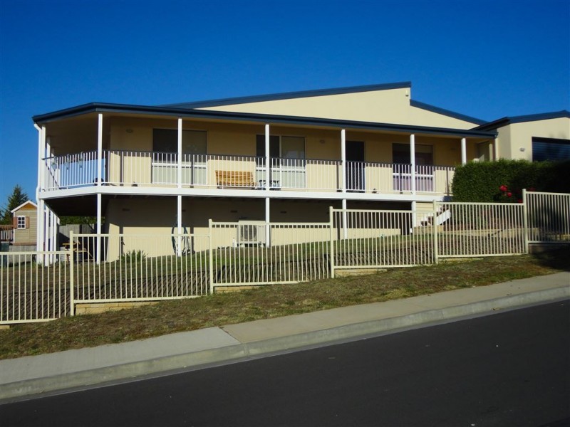 2 Abate Place, Midway Point TAS 7171