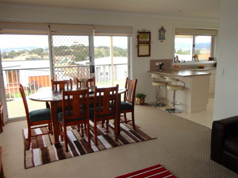 2 Abate Place, Midway Point TAS 7171