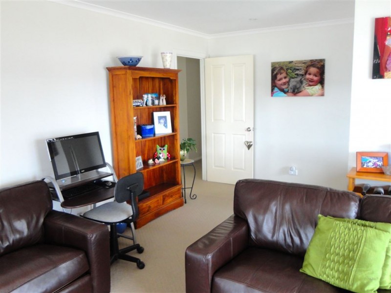 2 Abate Place, Midway Point TAS 7171
