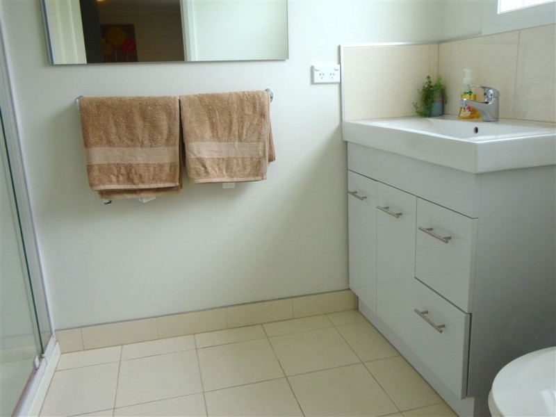 2 Abate Place, Midway Point TAS 7171
