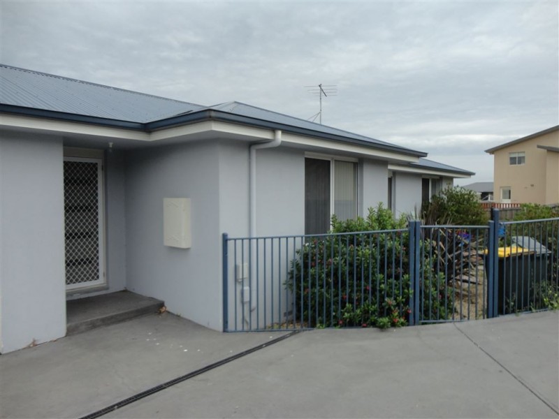 2/3 Lipscombe Court, Sorell TAS 7172