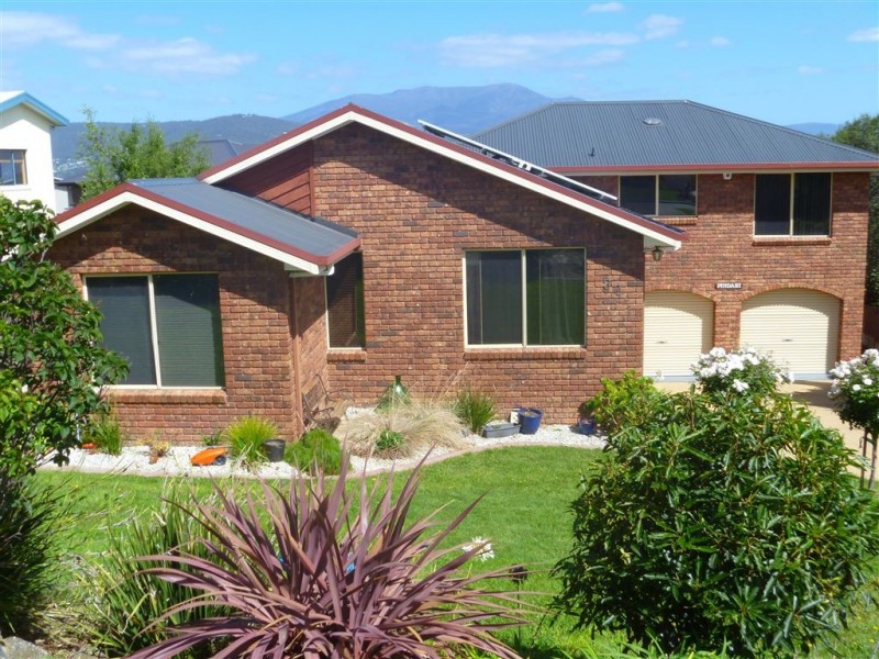 37 Pindos Drive, Tranmere TAS 7018