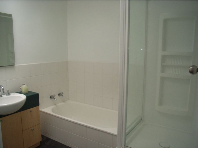 2/3 Kurrewa Court, Bellerive TAS 7018