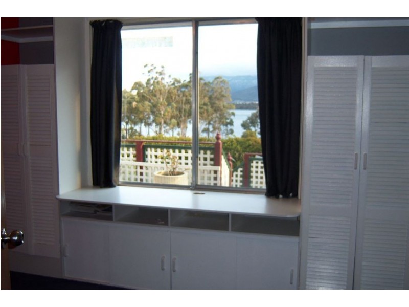 6 Fisher Drive, Herdsmans Cove TAS 7030