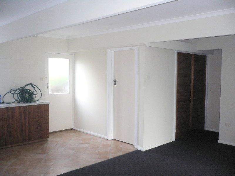 9 Esplanade, Midway Point TAS 7171