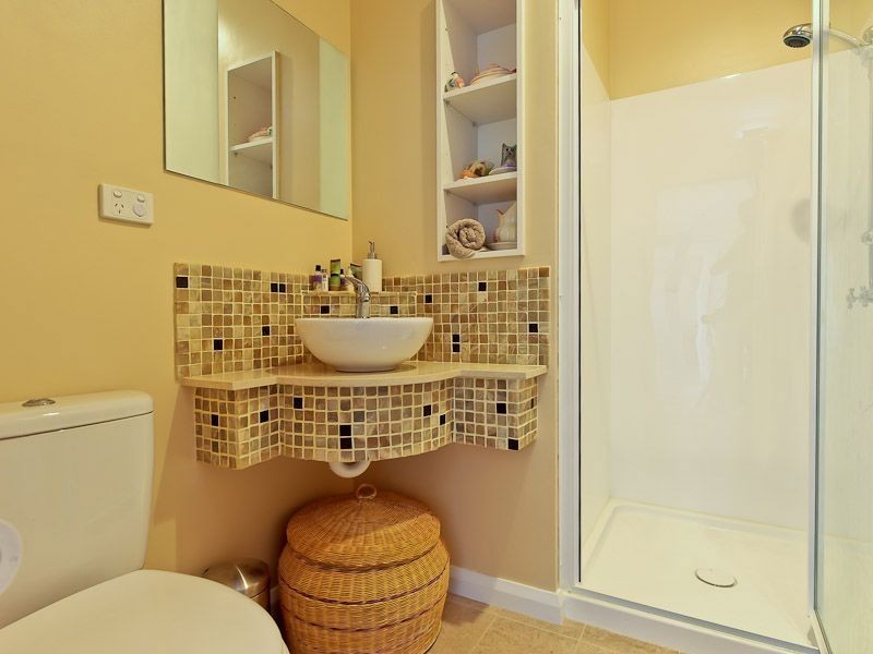 6 Chatsworth Street, Rose Bay TAS 7015