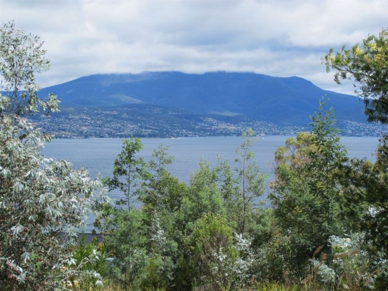 0 Vitesse Court and Pintoresca Place, Tranmere TAS 7018