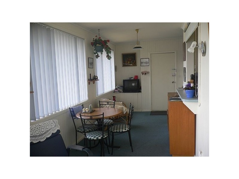9 Beach Road, Midway Point TAS 7171