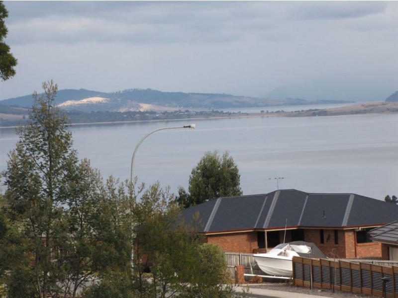1 Cologne Drive, Oakdowns TAS 7019