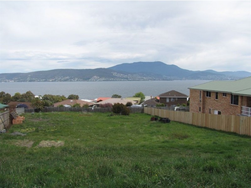 6 Intrigue Court, Tranmere TAS 7018