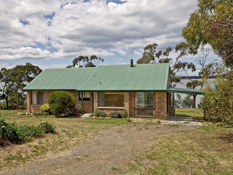 549 Shark Point Road, Penna TAS 7171