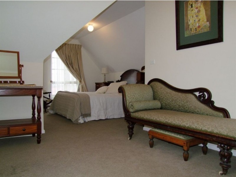 35 Chardonnay Drive, Berriedale TAS 7011