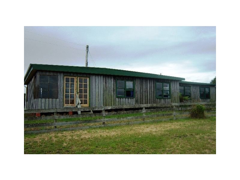 24 McGunness Road, Carlton River TAS 7173