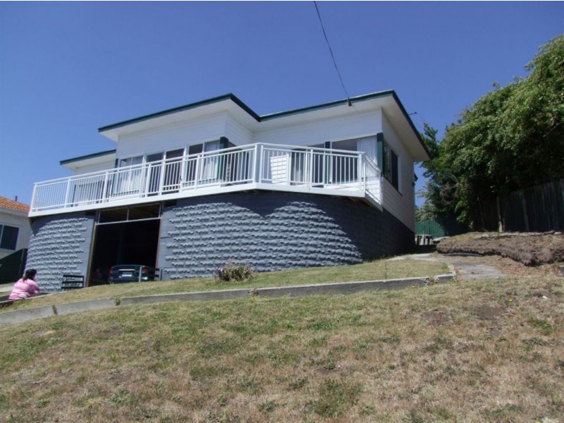 6 First Ave, West Moonah TAS 7009