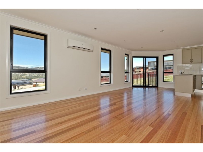 2/3 Betsy Mack Place, Howrah TAS 7018